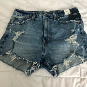 Abercrombie & Fitch high rise shorts